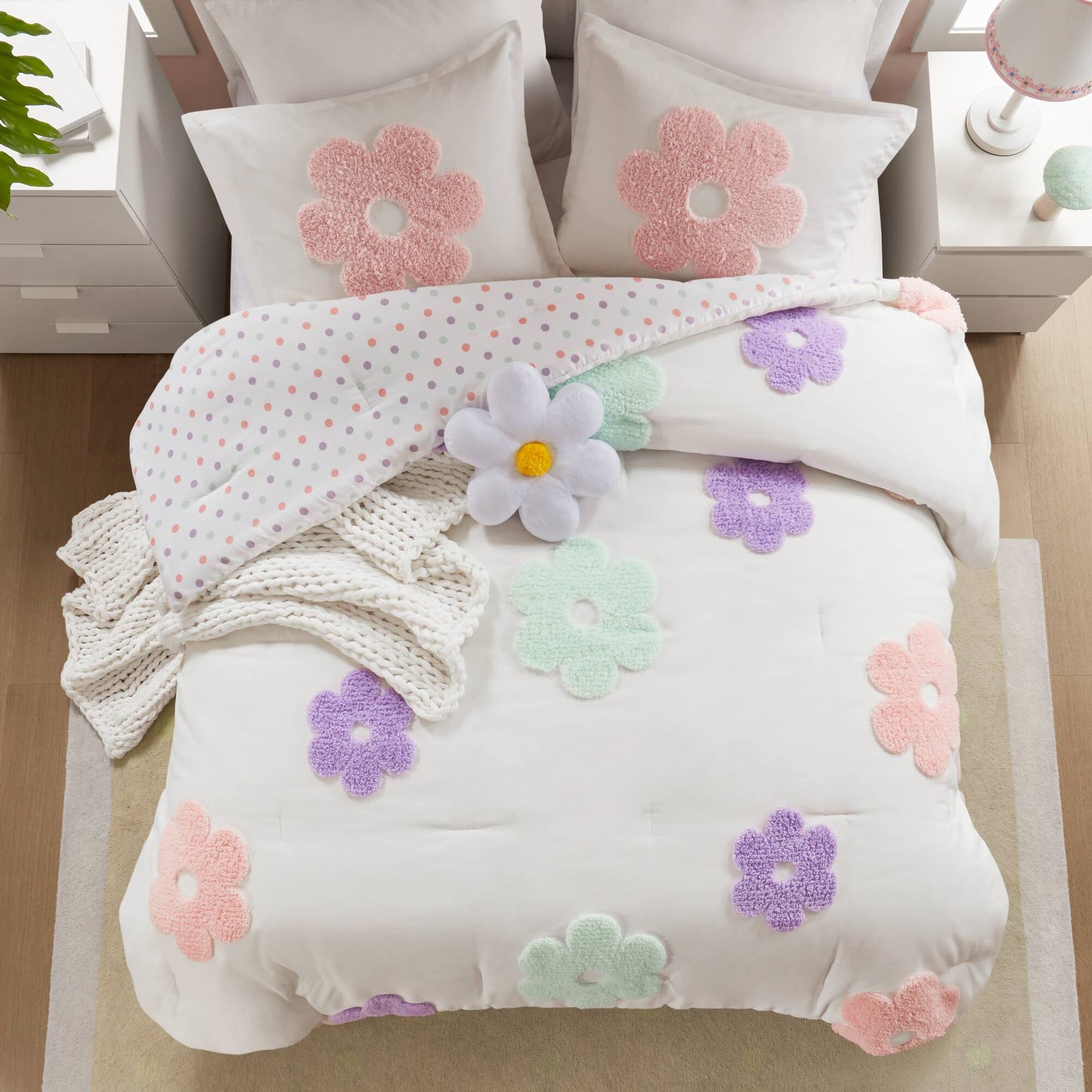 Gracie Floral Reversible Tufted Chenille Comforter Set with Flower Throw Pillow