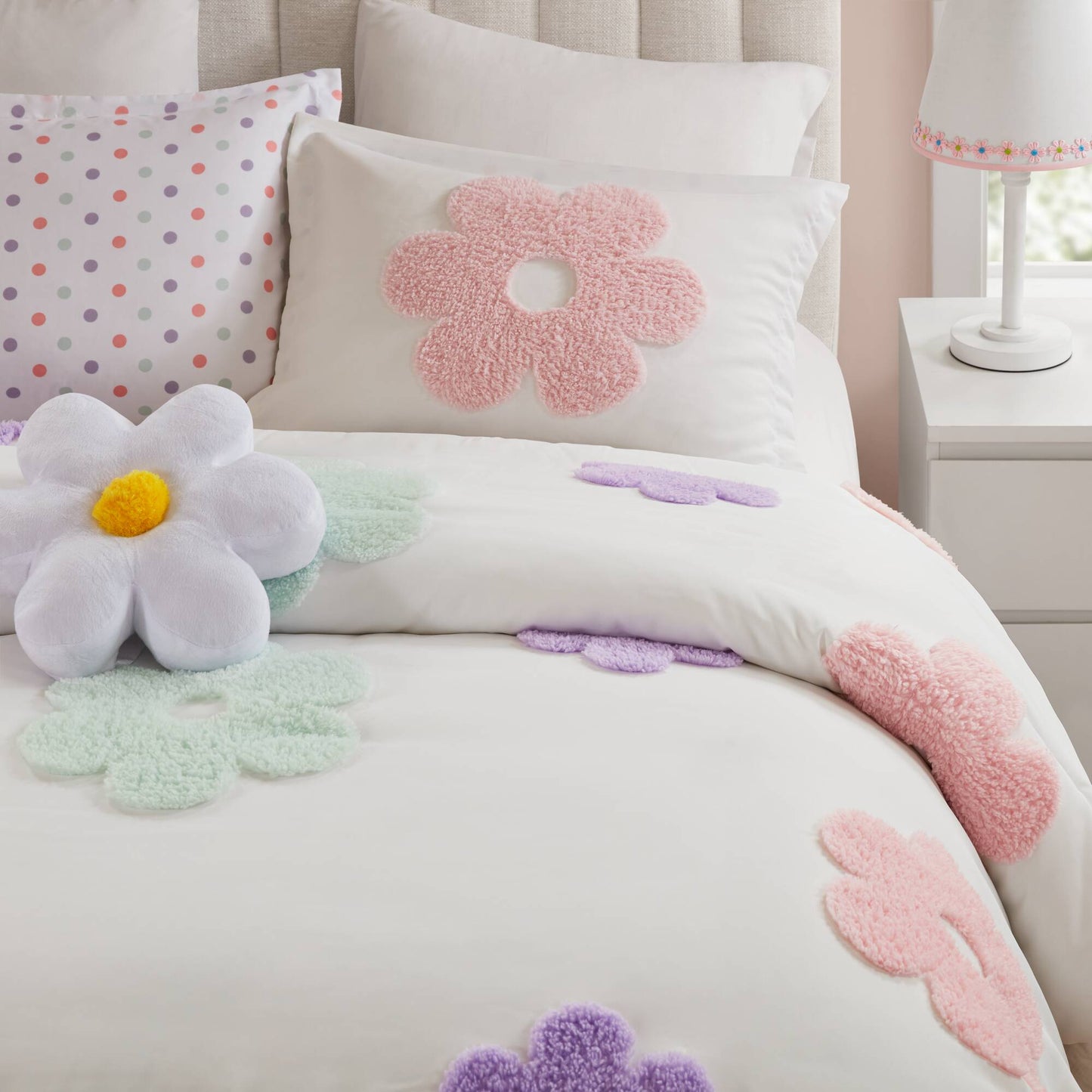 Gracie Floral Reversible Tufted Chenille Comforter Set with Flower Throw Pillow