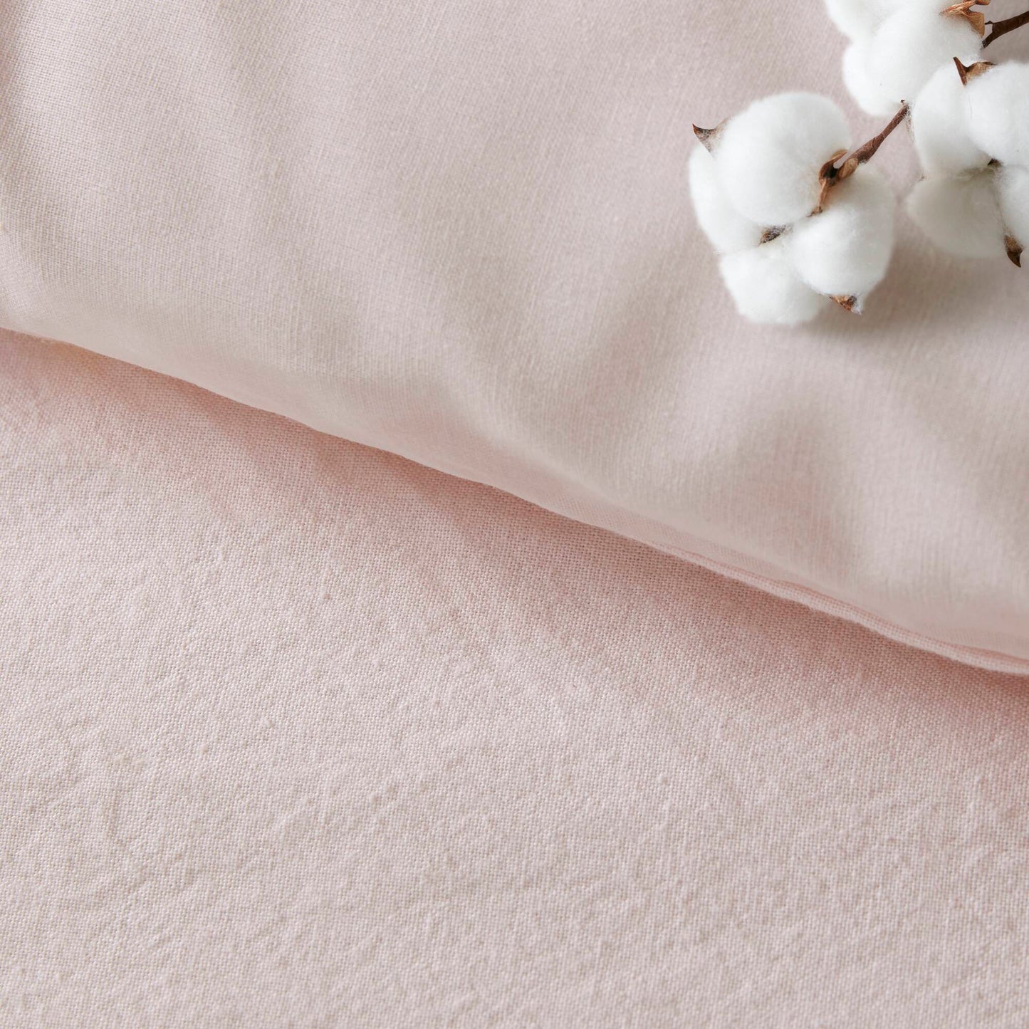 Callie Cotton Jacquard Pom Pom Comforter Set