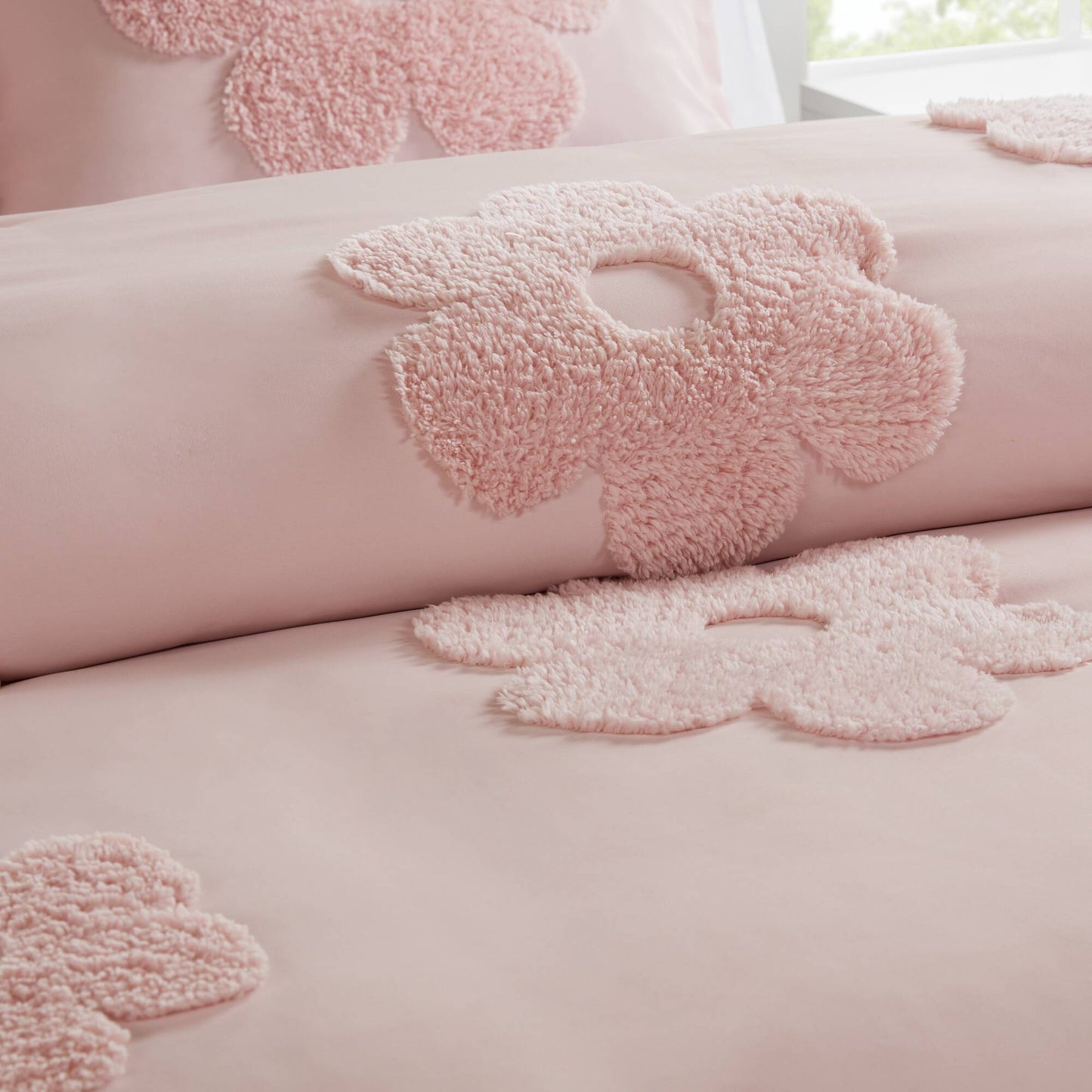 Gracie Floral Reversible Tufted Chenille Duvet Cover Set