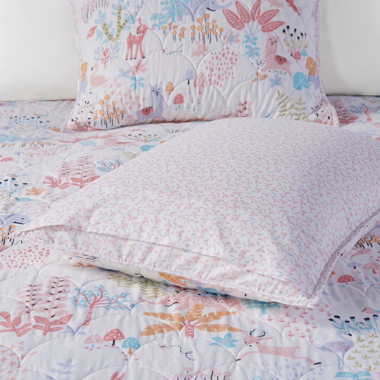 Iris Woodland Animals Reversible Cotton Quilt Set