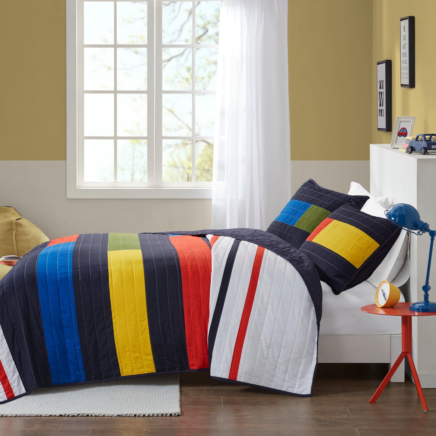 Morris Stripe Printed Quilt Set