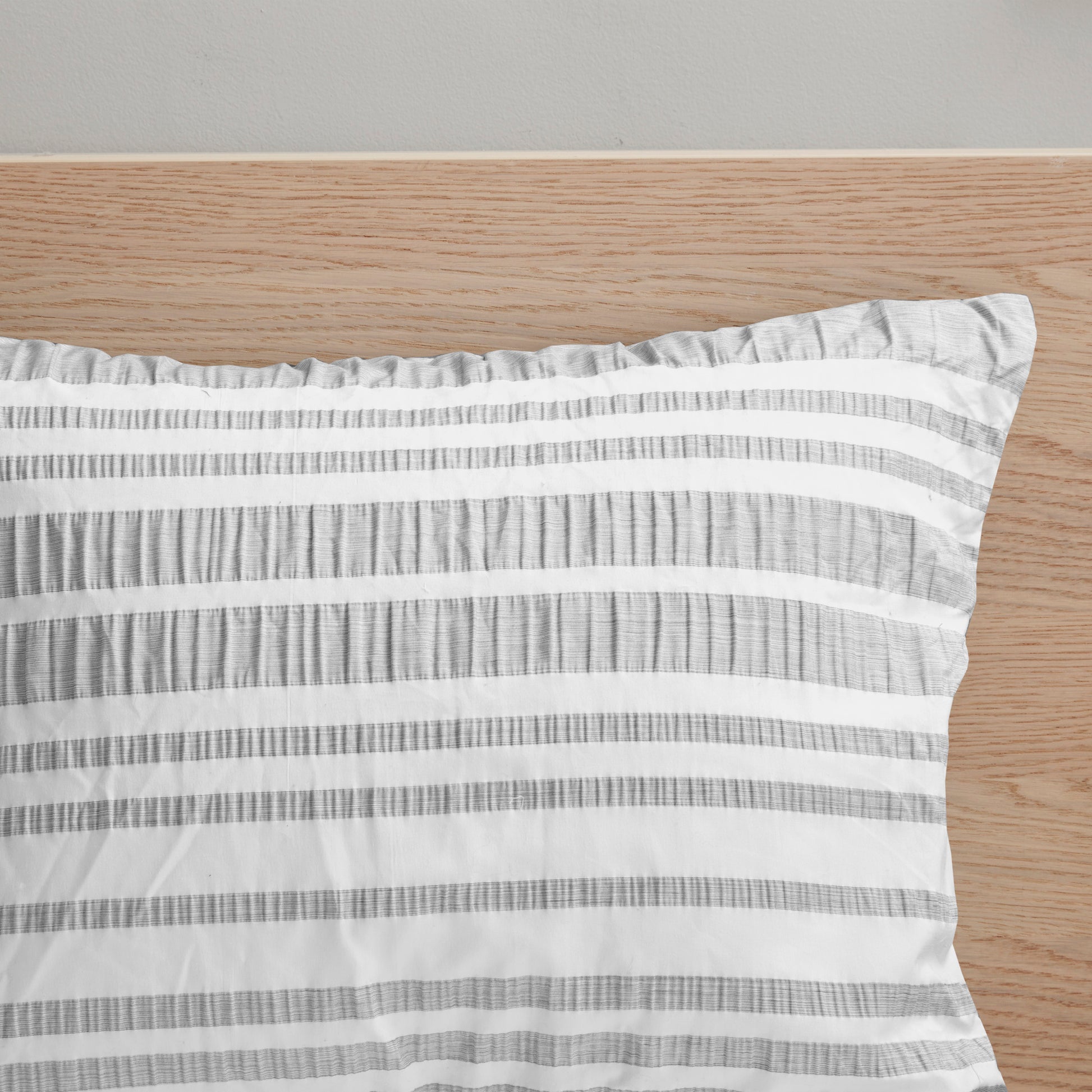 Intelligent Design Striped Comforter Set