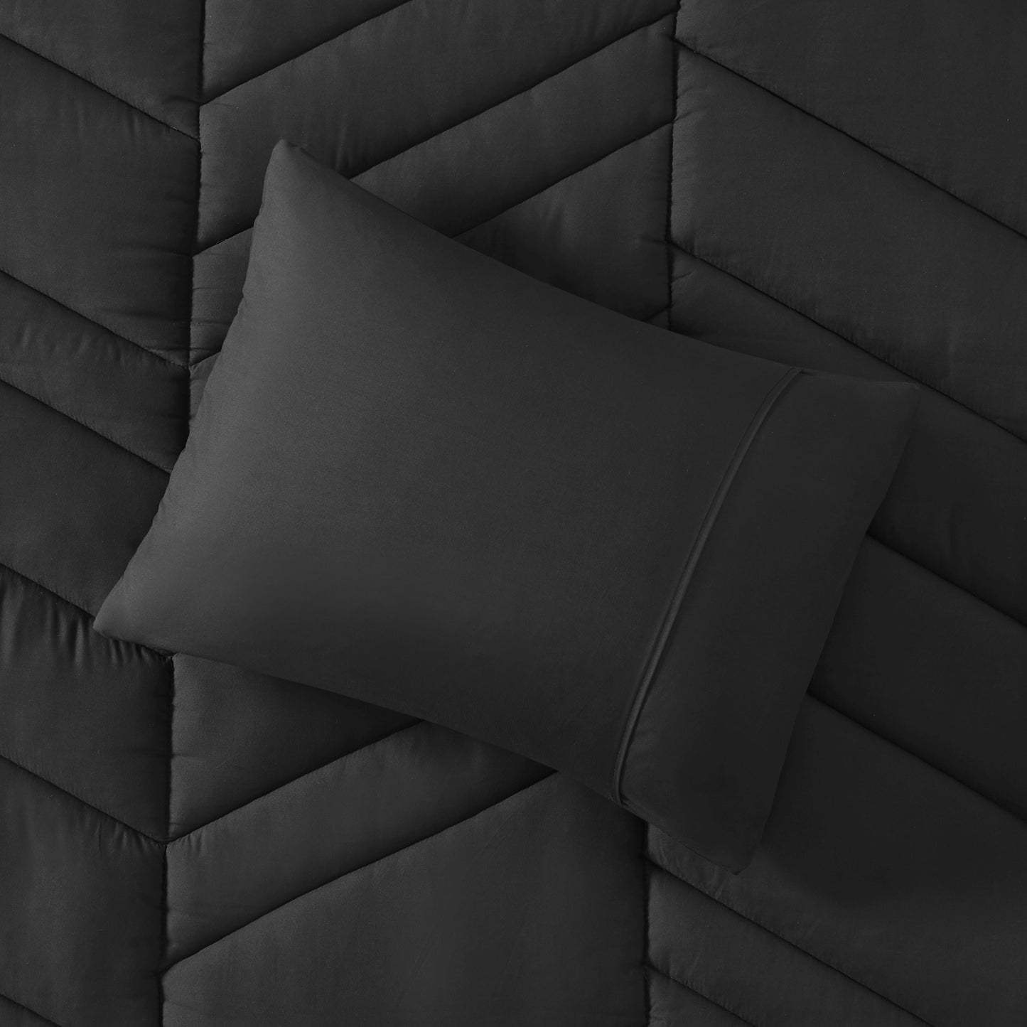 Intelligent Design Quilted Chevron Comforter Set