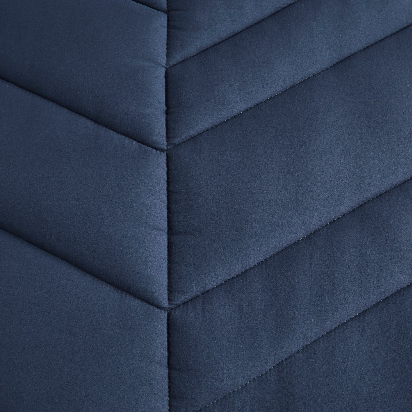 Intelligent Design Quilted Chevron Comforter Set