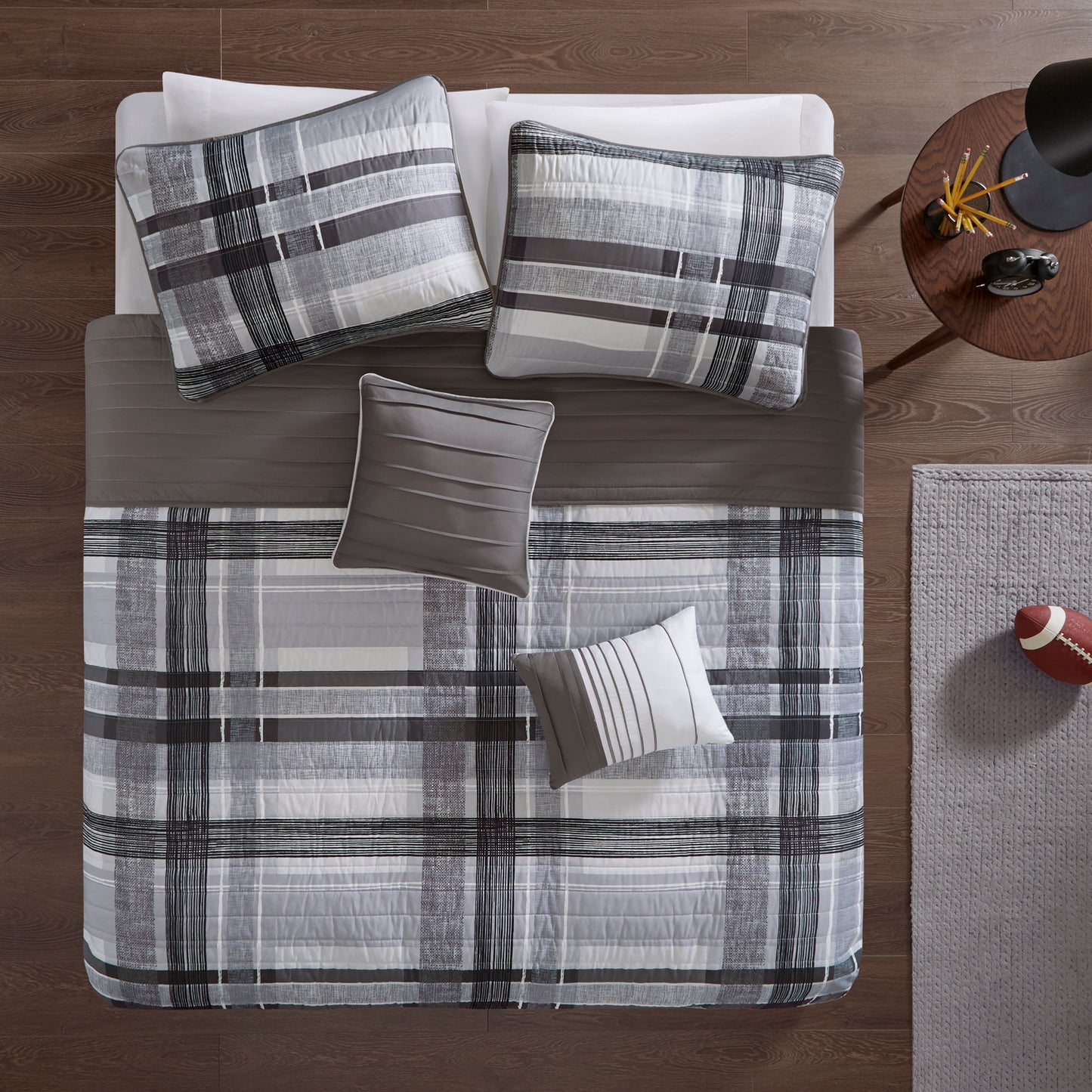 Intelligent Design Plaid Comforter Set