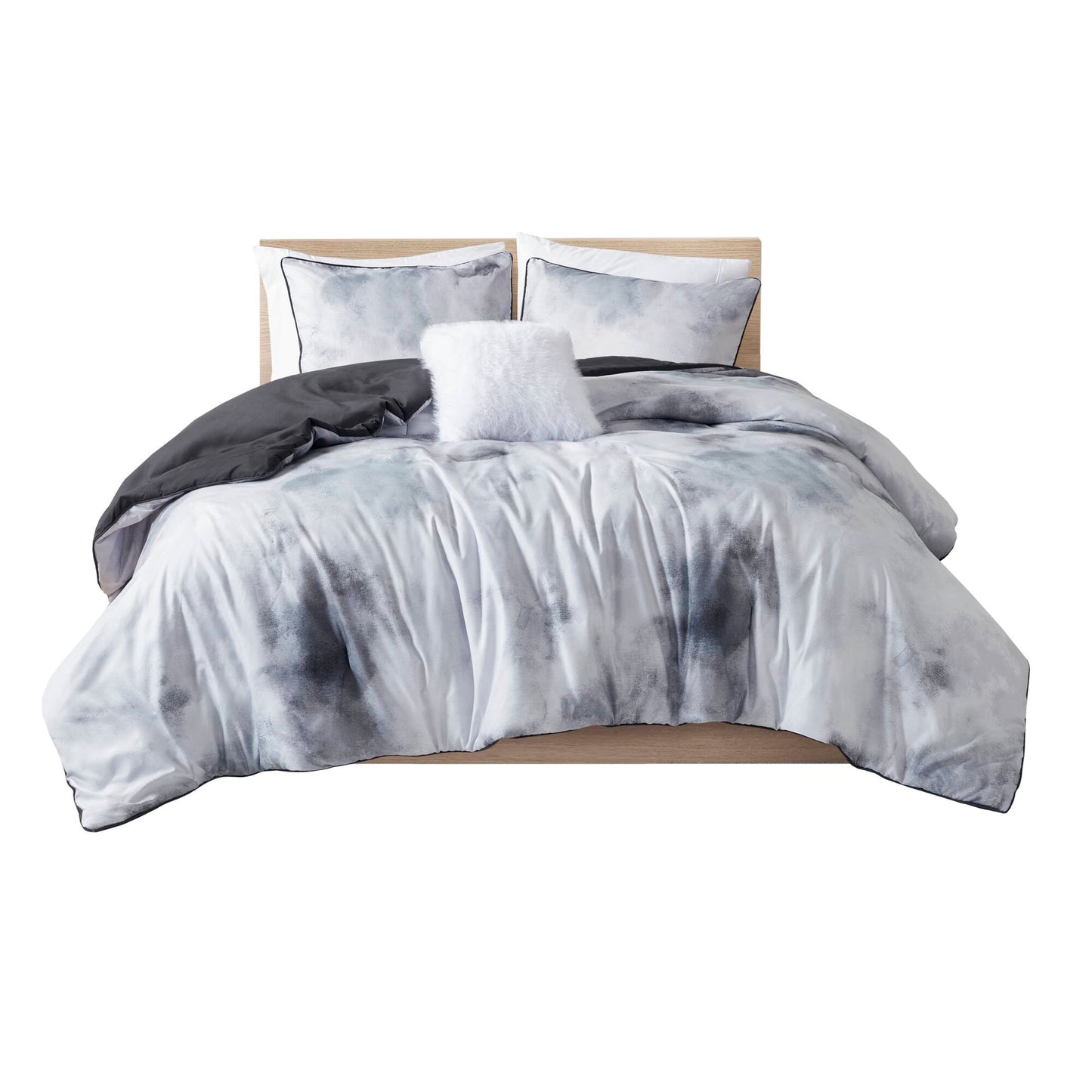 Intelligent Design Watercolor Tie Dye Printed Duvet Cover Set with Throw Pillow