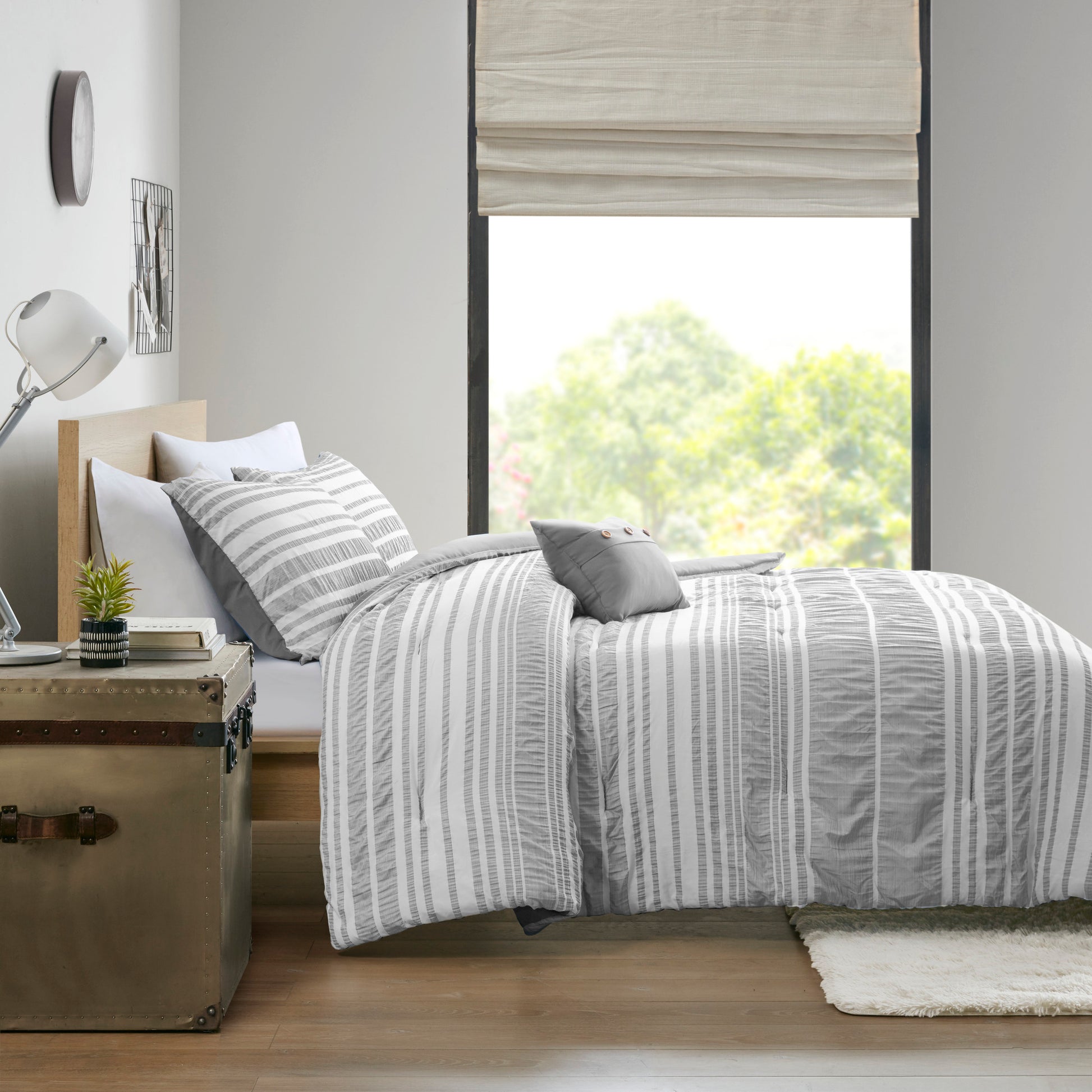 Intelligent Design Striped Comforter Set