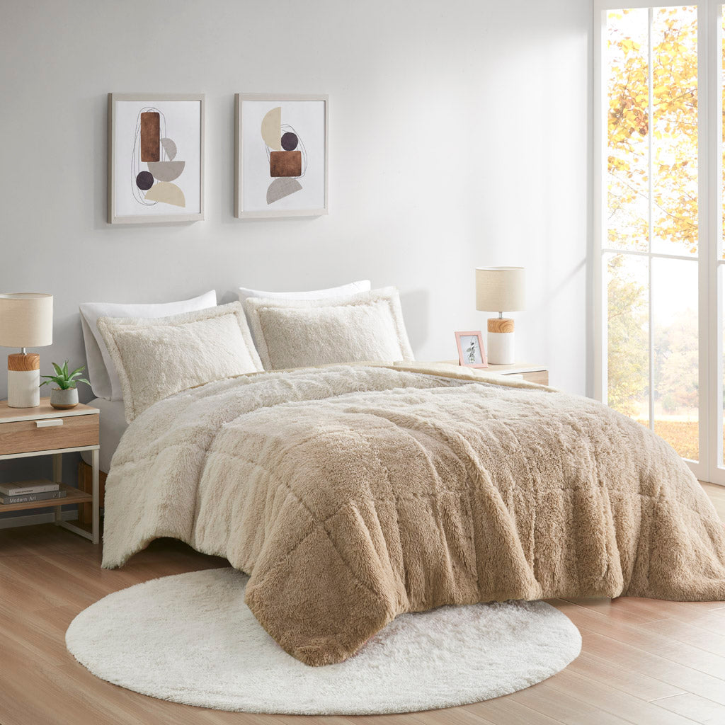 Intelligent Design Ombre Shaggy Long Fur Comforter Mini Set