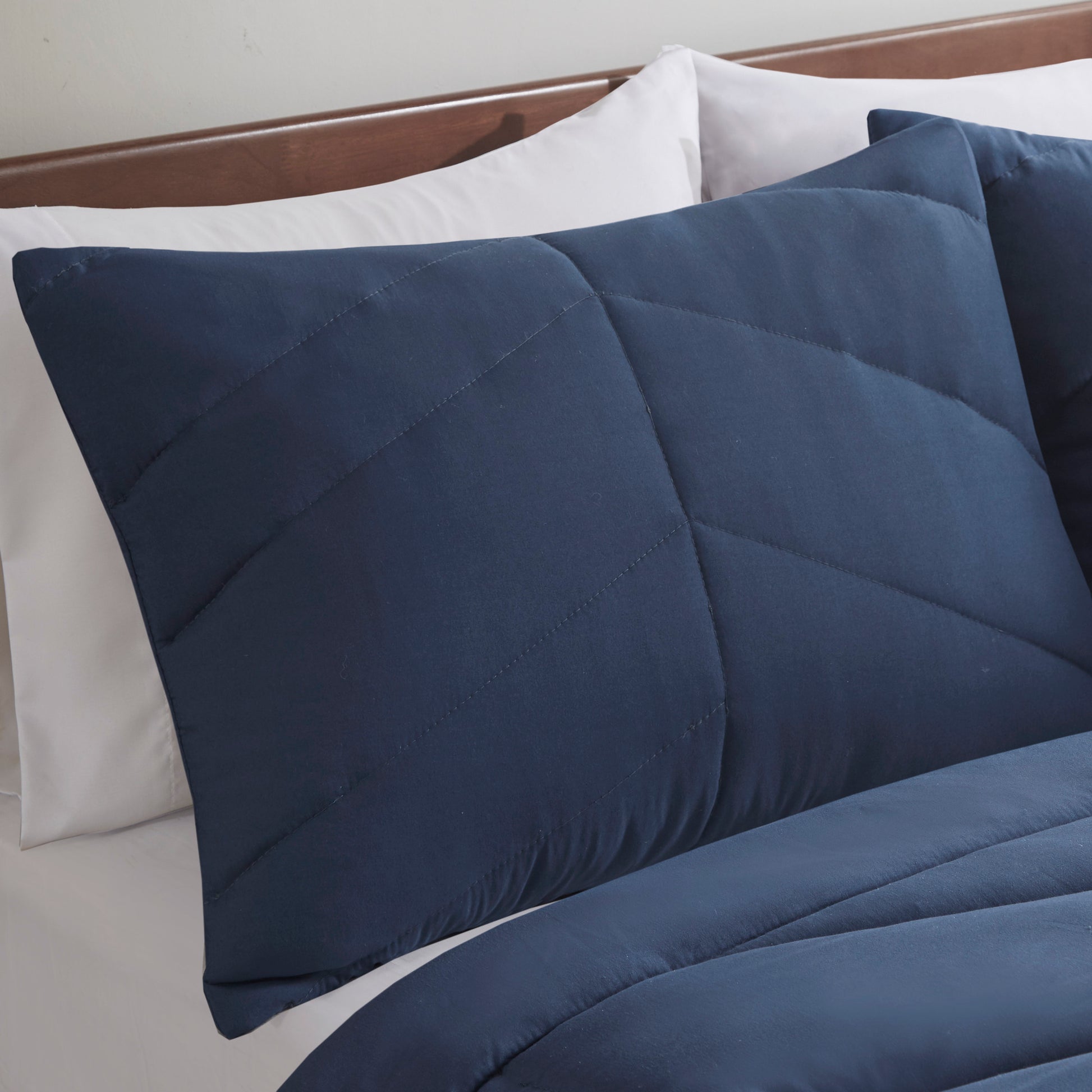 Intelligent Design Quilted Chevron Comforter Set