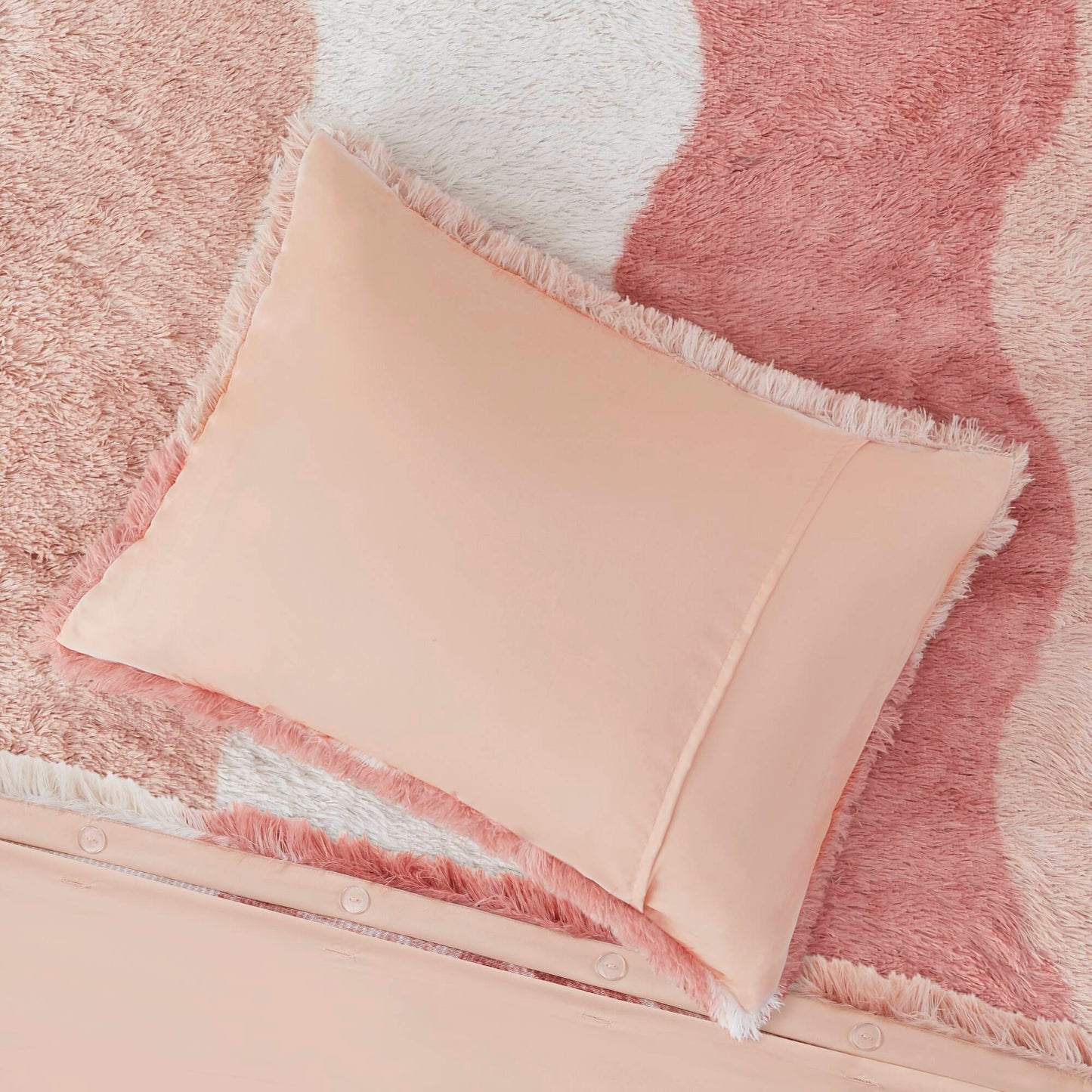 Cassie Ombre Shaggy Faux Fur Duvet Cover Set