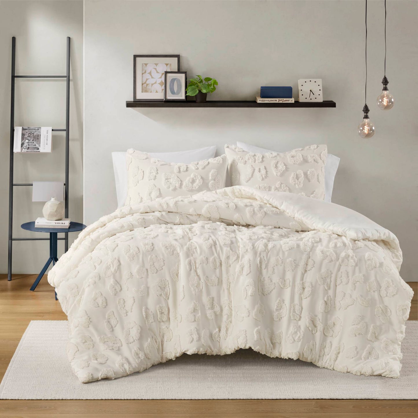 Larissa Animal Chenille Comforter Set