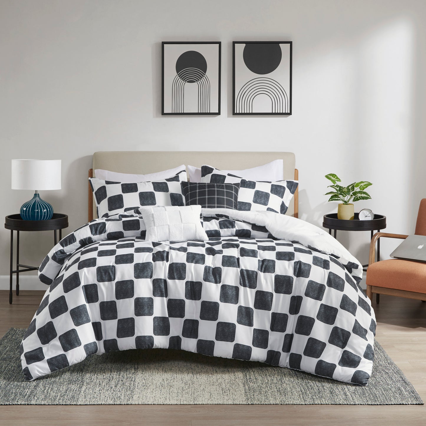 Miley Checkered Comforter Set