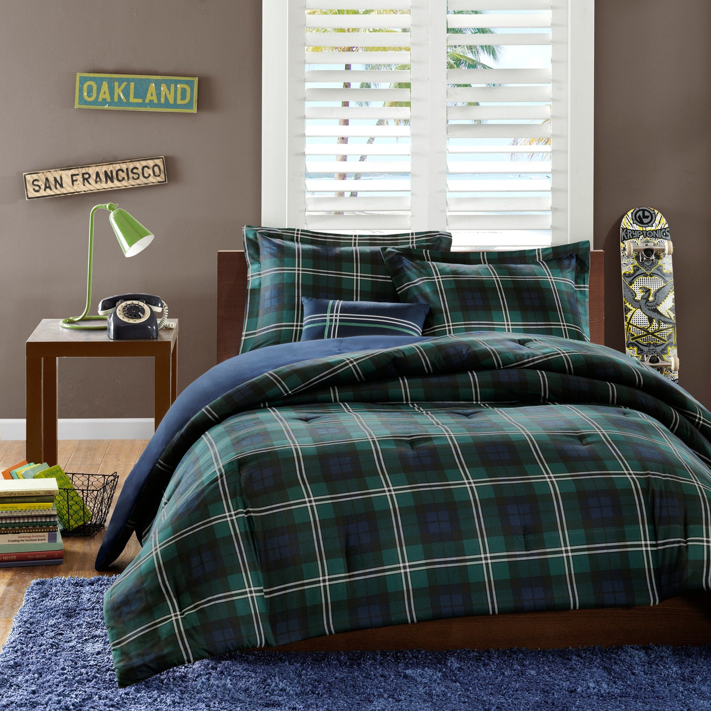 Brody Comforter Set