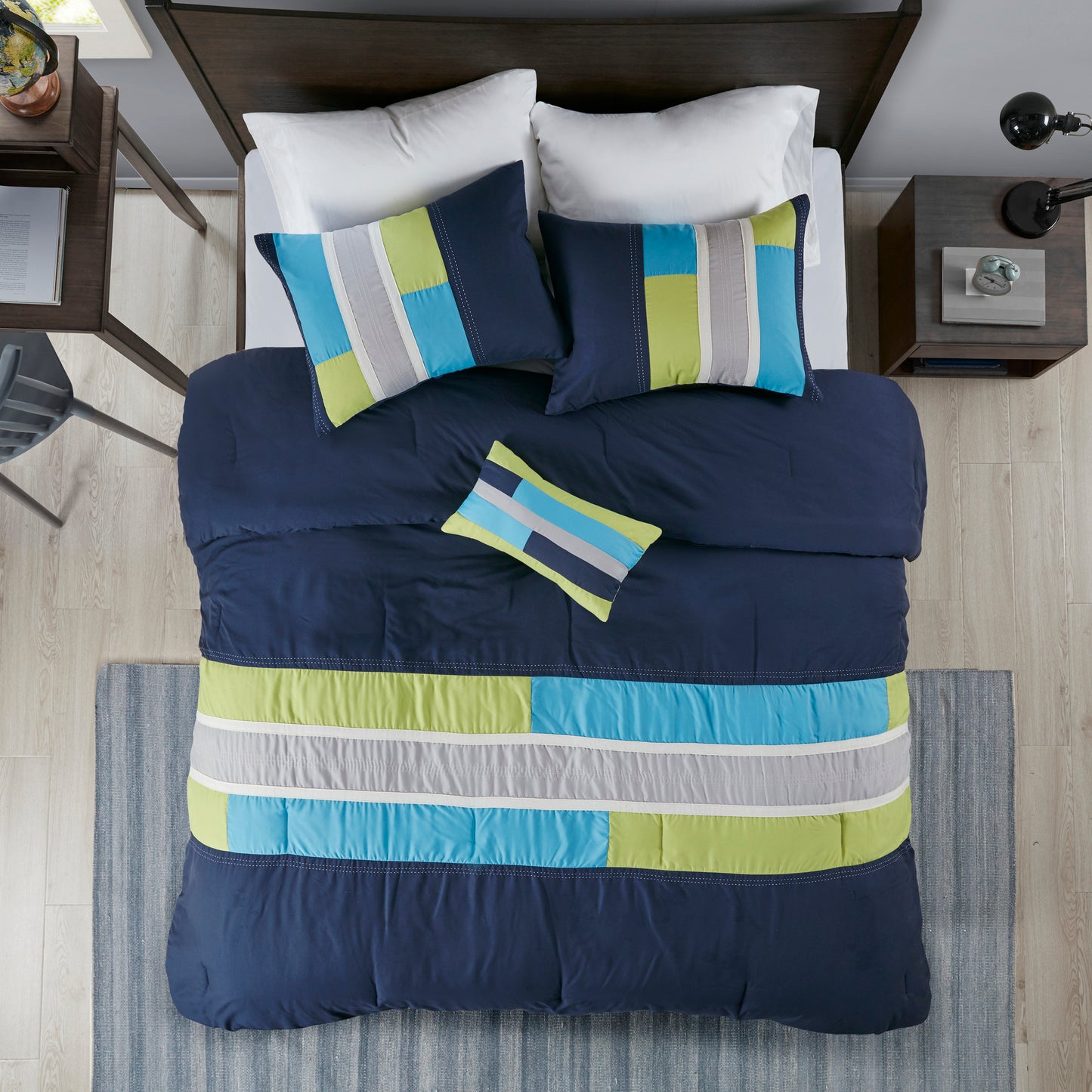 Pipeline Comforter Set