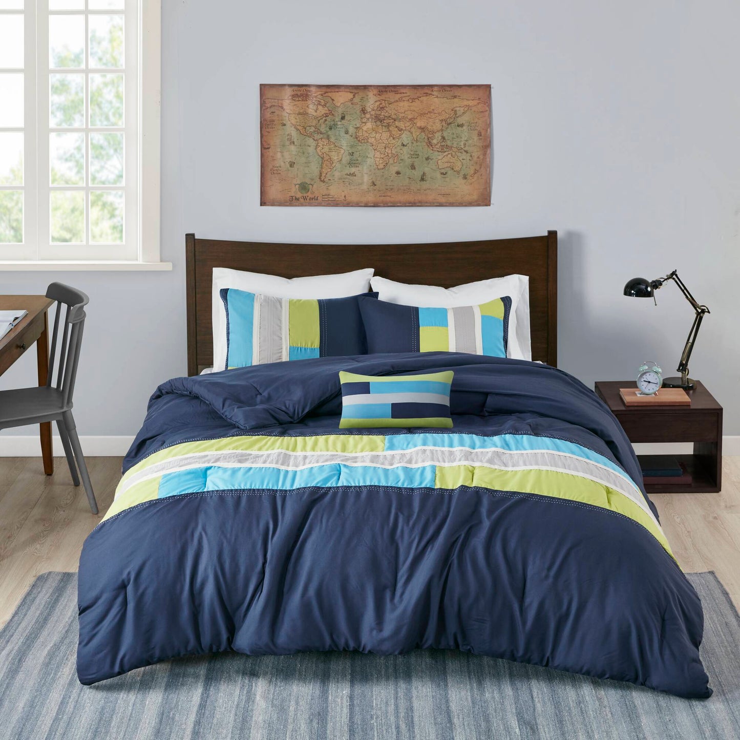 Pipeline Comforter Set