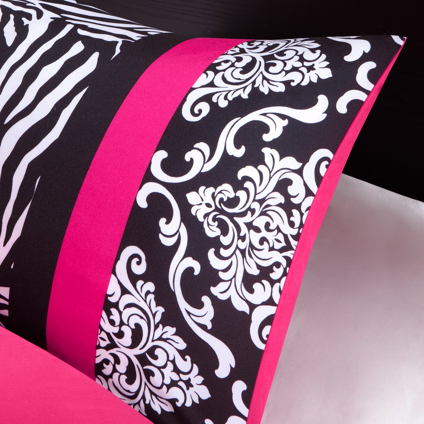 Reagan Comforter Set