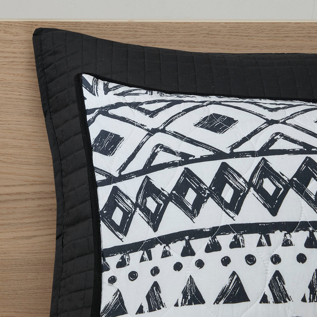 Larisa 7 Piece Reversible Cotton Quilt Set with Euro Shams and Throw Pillows